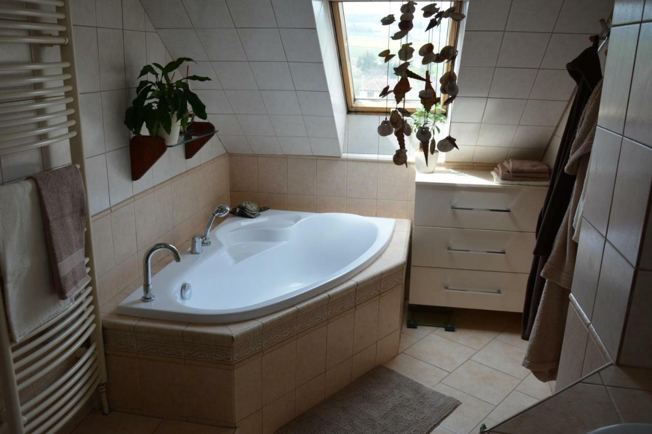 Ubytovani Pod Cimburkem Mestecko Trnavka Bagian luar foto